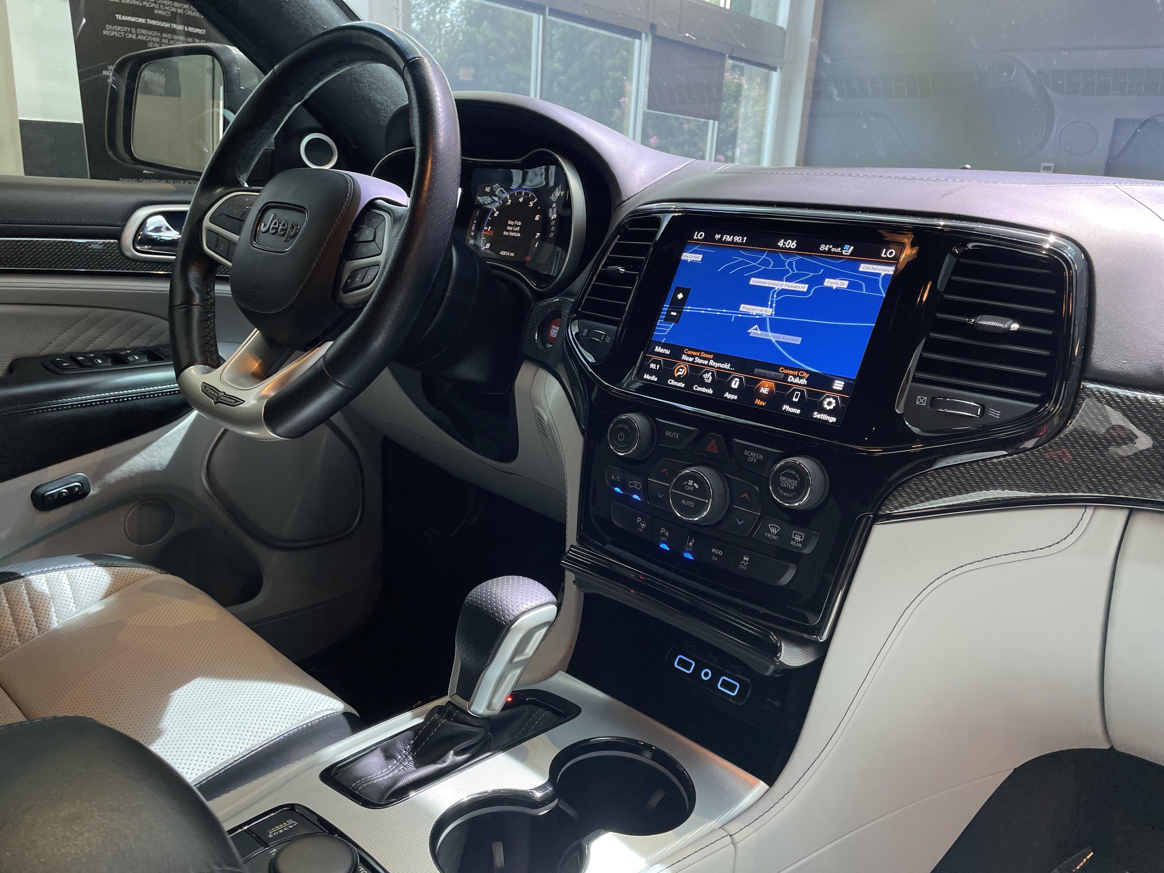 Used 2021 Jeep Grand Cherokee Trackhawk AWD/4WD image 36