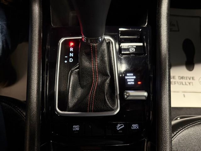 Used 2023 Jeep Compass Trailhawk image 40