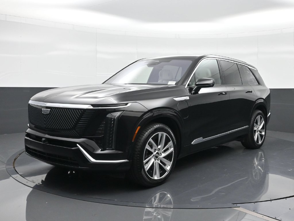 Certified 2026 Cadillac Vistiq Luxury AWD/4WD image 1