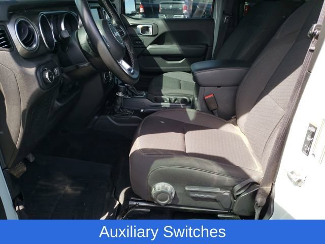 Used 2023 Jeep Wrangler Sahara w/ Cold Weather Group image 15