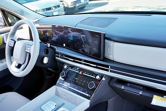 New 2026 Hyundai Santa Fe SEL FWD image 12