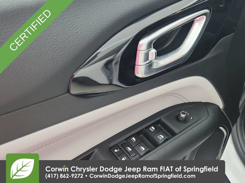 Certified 2025 Jeep Compass Limited AWD/4WD image 20