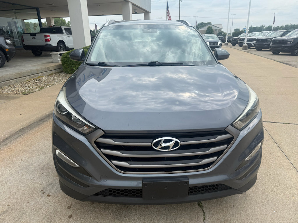 Used 2016 Hyundai Tucson SE w/ Option Group 02 FWD image 6