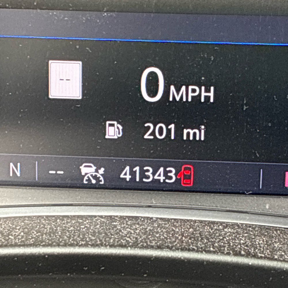 Used 2019 Chevrolet Equinox Premier AWD/4WD image 2