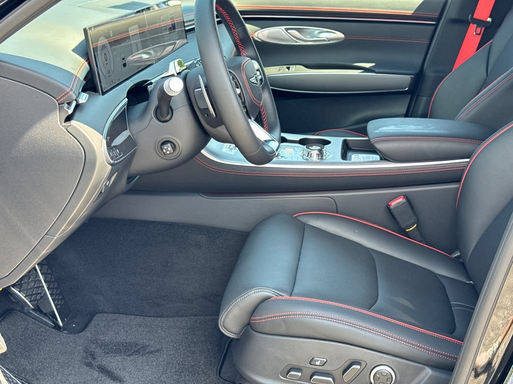 New 2027 Genesis GV70 2.5T Sport Prestige AWD/4WD image 9