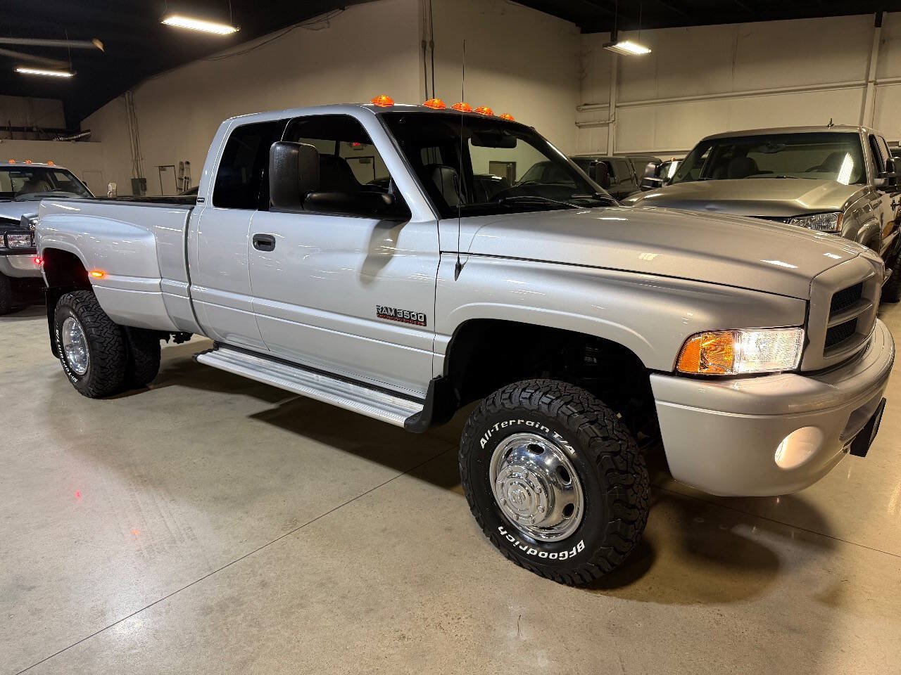Used 2001 Dodge Ram 3500 Truck 4x4 Quad Cab image 39