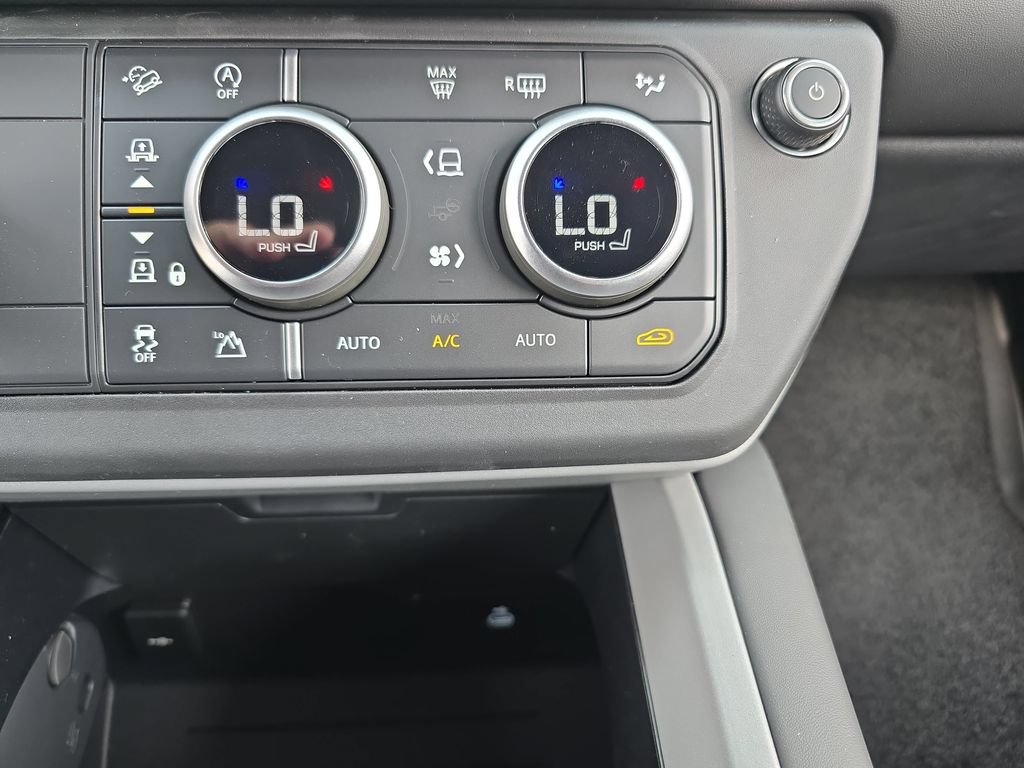 New 2026 Land Rover Defender 110 X AWD/4WD image 24