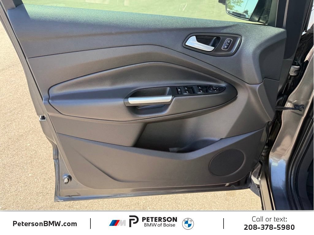 Used 2017 Ford Escape SE AWD/4WD image 13