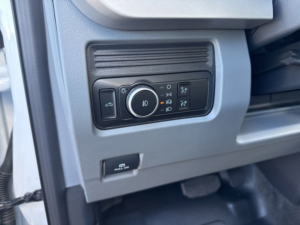 New 2026 Ford F250 XL w/ XL Chrome Package image 11