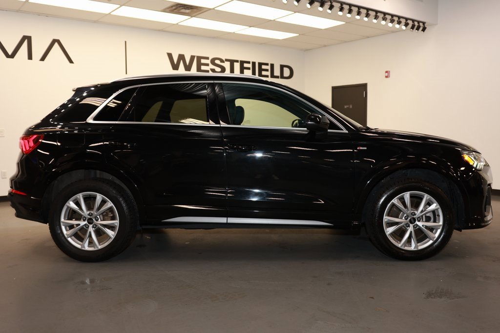 Used 2023 Audi Q3 2.0T Premium image 8