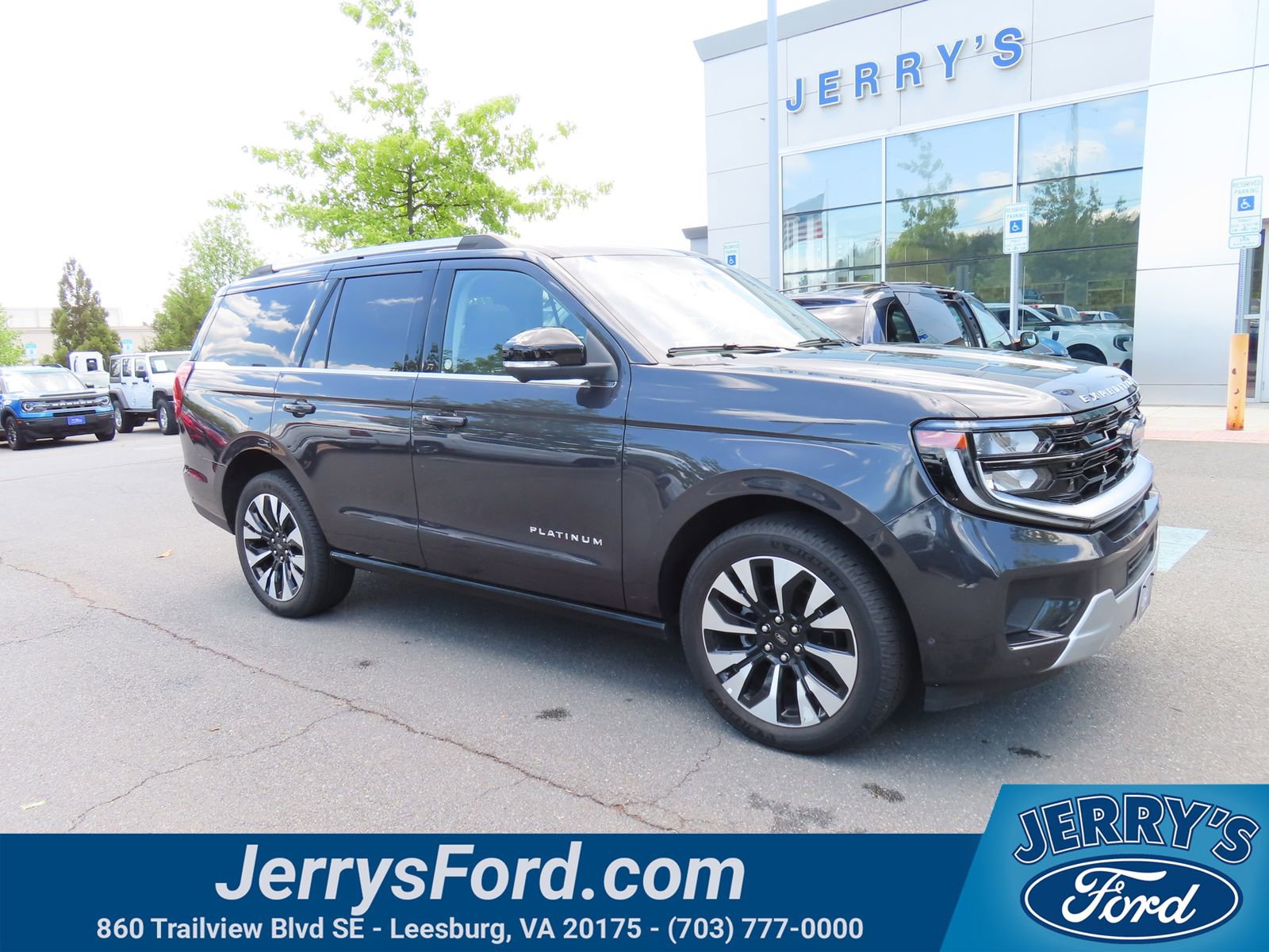 Certified 2025 Ford Expedition Platinum w/ Driver's Package