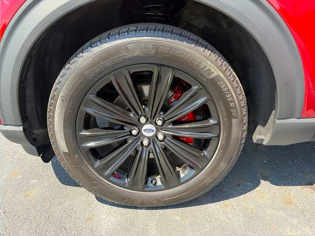 Used 2024 Ford Explorer Limited w/ Limited Technology Package AWD/4WD image 31