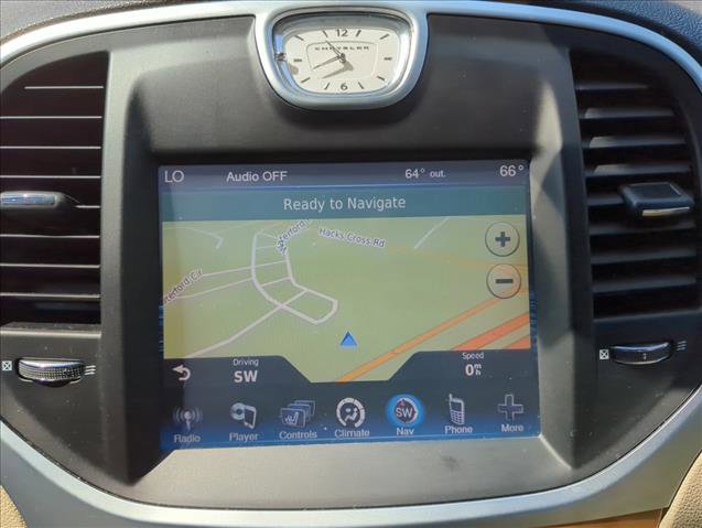 Used 2014 Chrysler 300 C image 12