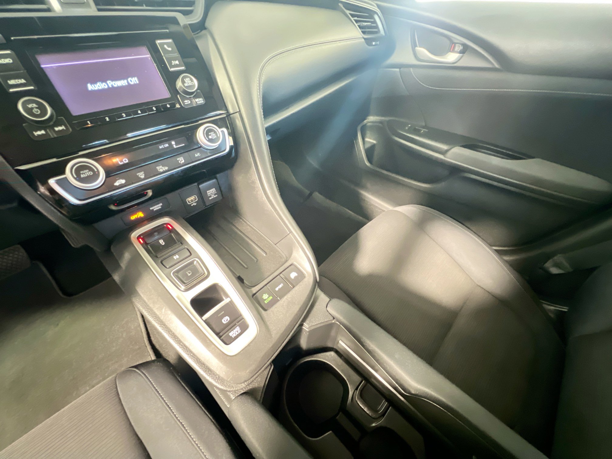 Used 2019 Honda Insight LX image 26