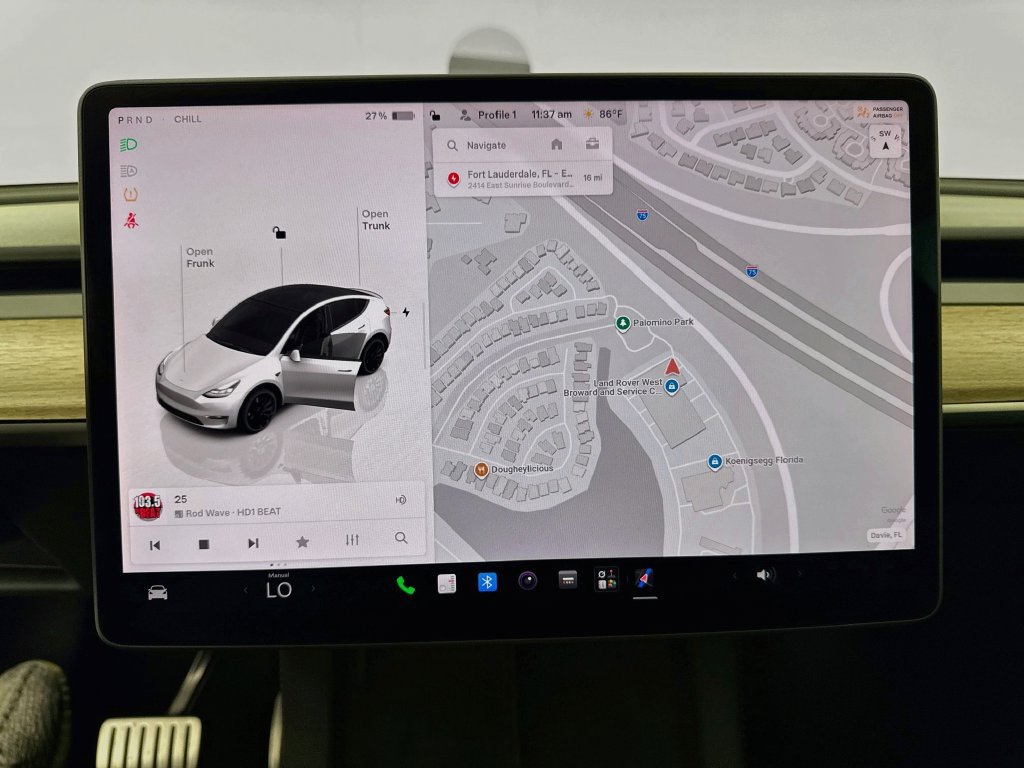 Used 2022 Tesla Model Y Performance AWD/4WD image 13