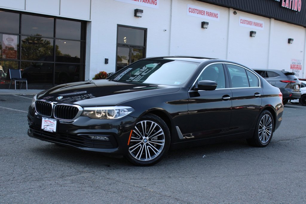 Used 2018 BMW 540i RWD image 2