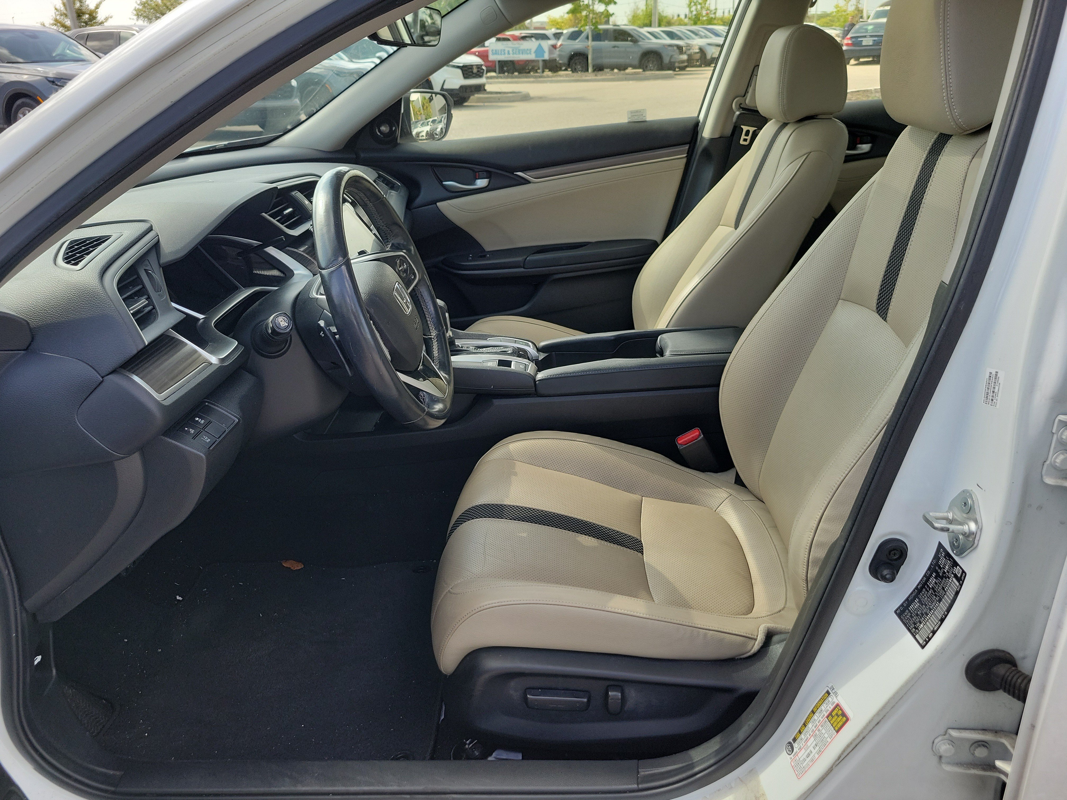 Used 2019 Honda Civic Touring image 21