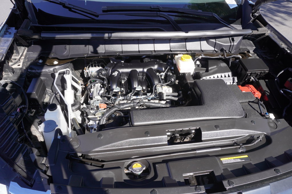 Certified 2025 Nissan Pathfinder SV FWD image 7