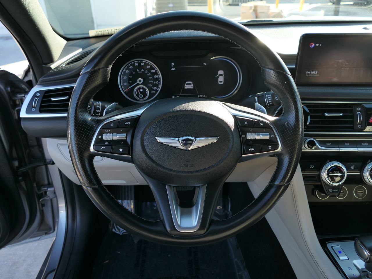 Used 2022 Genesis G70 2.0T image 19