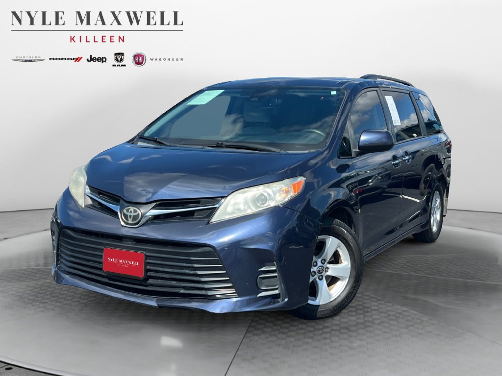 Used 2020 Toyota Sienna LE w/ LE Preferred Package