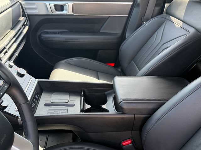 Used 2026 Hyundai Santa Fe SEL FWD image 13