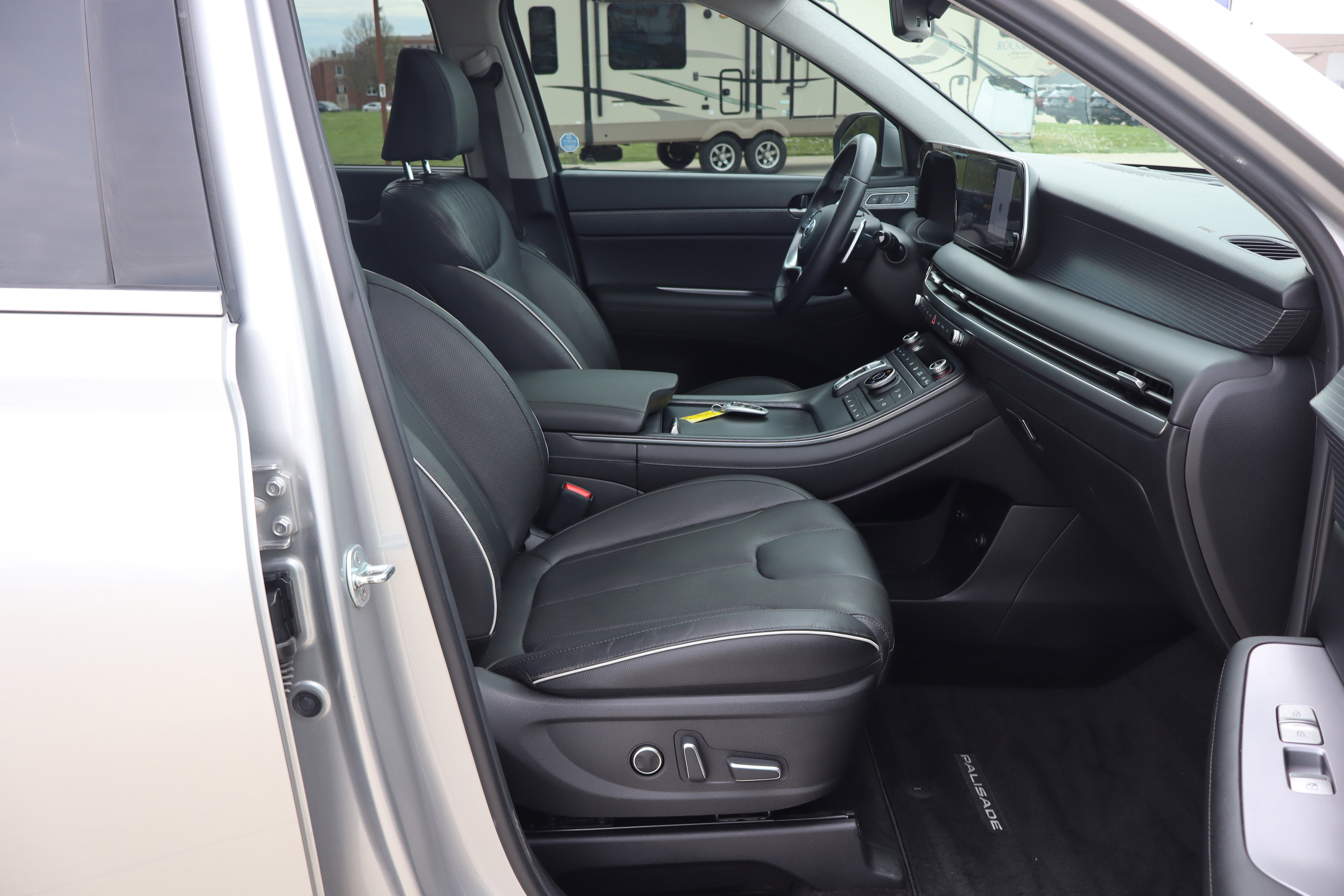 Used 2024 Hyundai Palisade Limited image 14