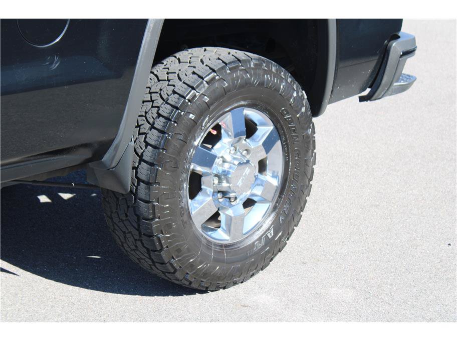 Used 2019 GMC Sierra 3500 SLT w/ All-Terrain HD Package AWD/4WD image 6