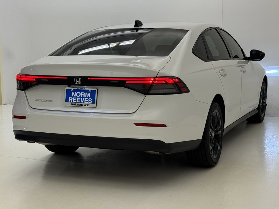New 2025 Honda Accord SE image 5