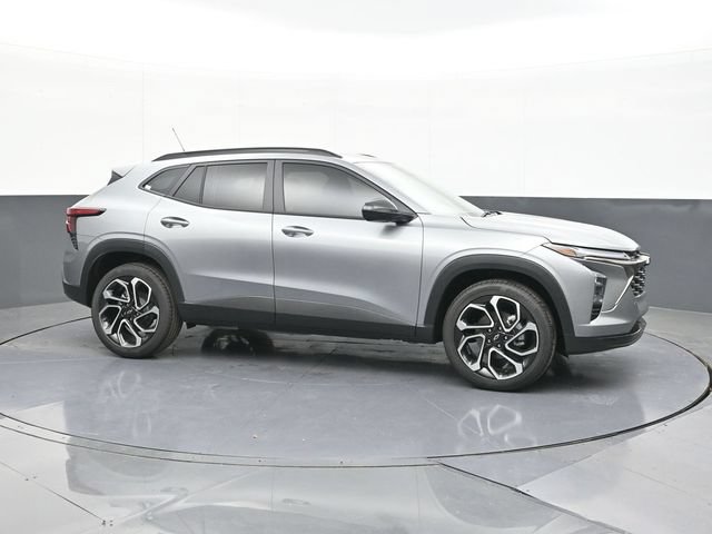 New 2026 Chevrolet Trax RS w/ Driver Confidence Package FWD image 13