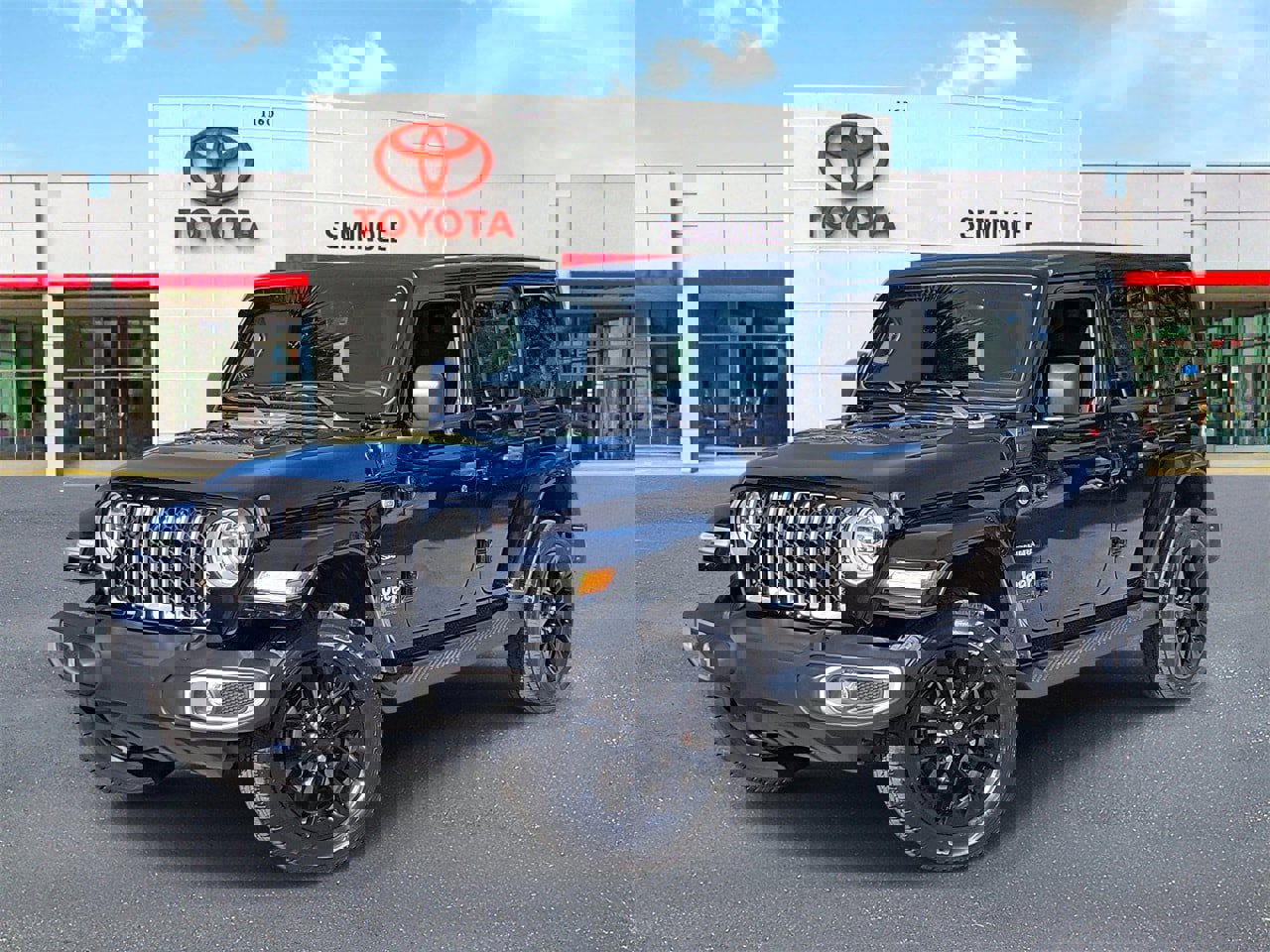 Used 2021 Jeep Wrangler Unlimited Sahara w/ Safety Group