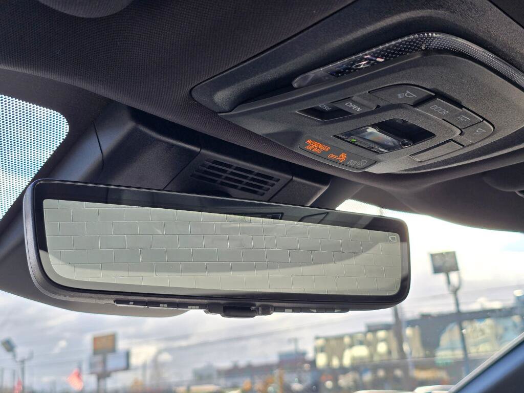 Certified 2023 Subaru Solterra AWD image 27