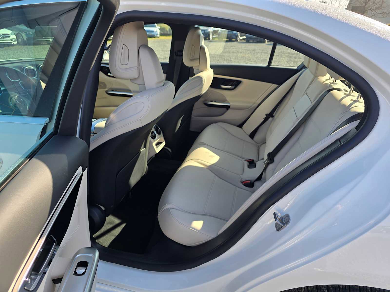 Used 2025 Mercedes-Benz C 300 Sedan image 18