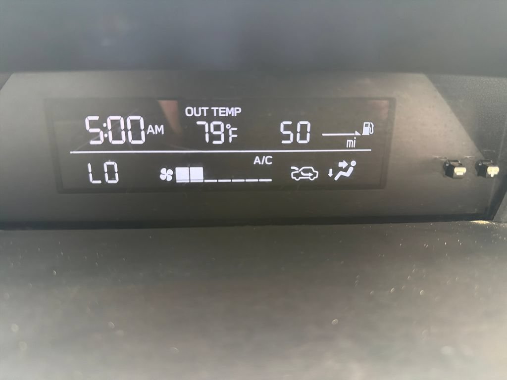 Used 2021 Subaru Crosstrek 2.0i Premium AWD/4WD image 38