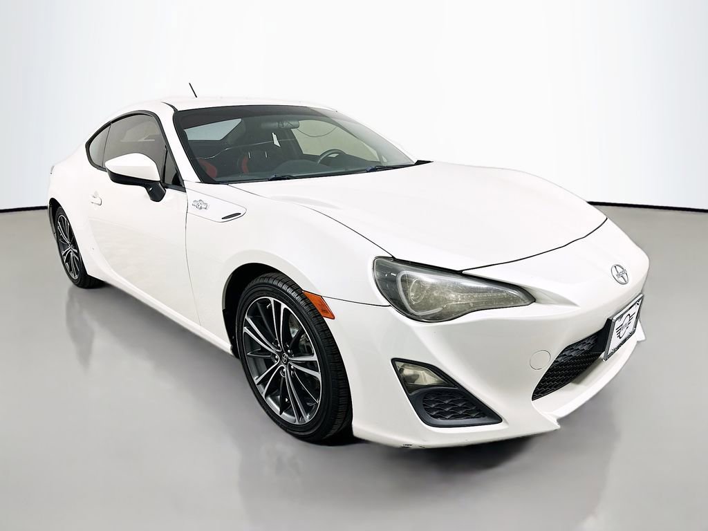 Used 2013 Scion FR-S image 3