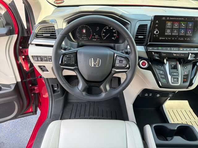 Used 2025 Honda Odyssey Touring image 15