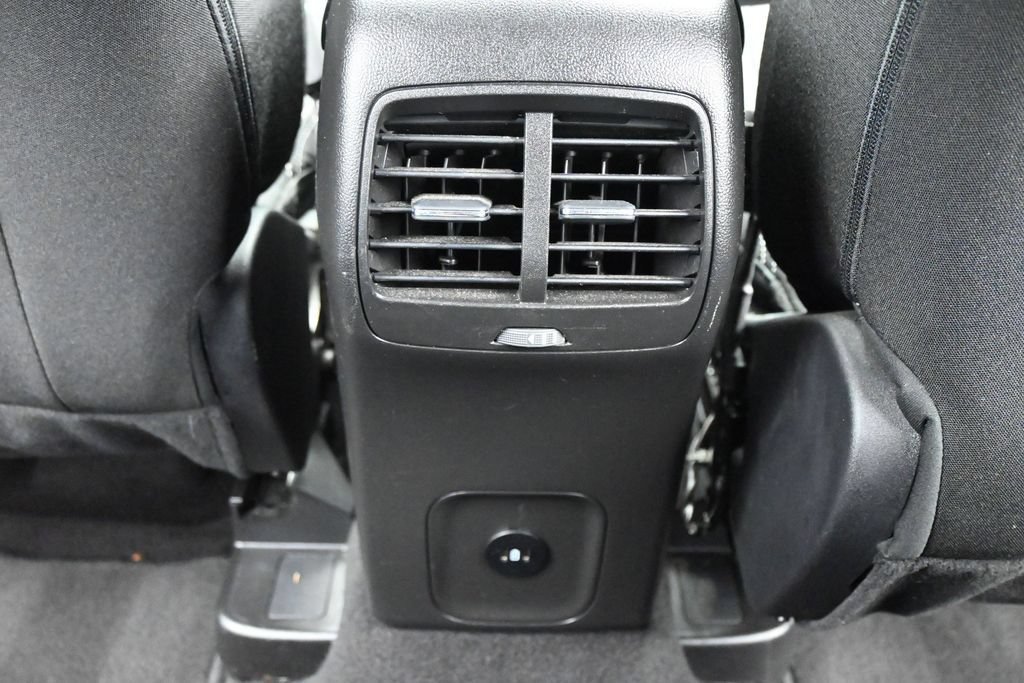 Used 2025 Ford Escape Active AWD/4WD image 19
