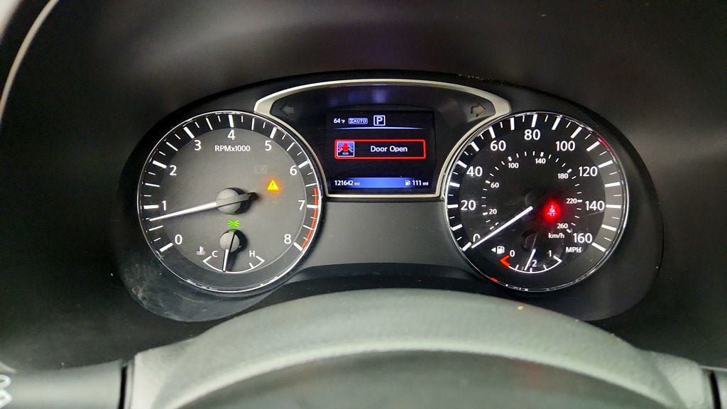 Used 2016 Nissan Pathfinder SV AWD/4WD image 13