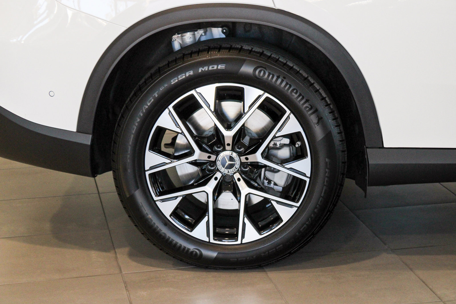 New 2027 Mercedes-Benz GLC 350e 4MATIC image 7