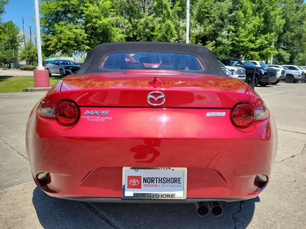 Used 2017 MAZDA MX-5 Miata Grand Touring RWD image 5