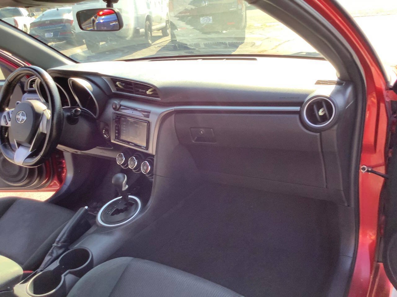 Used 2016 Scion tC FWD image 36