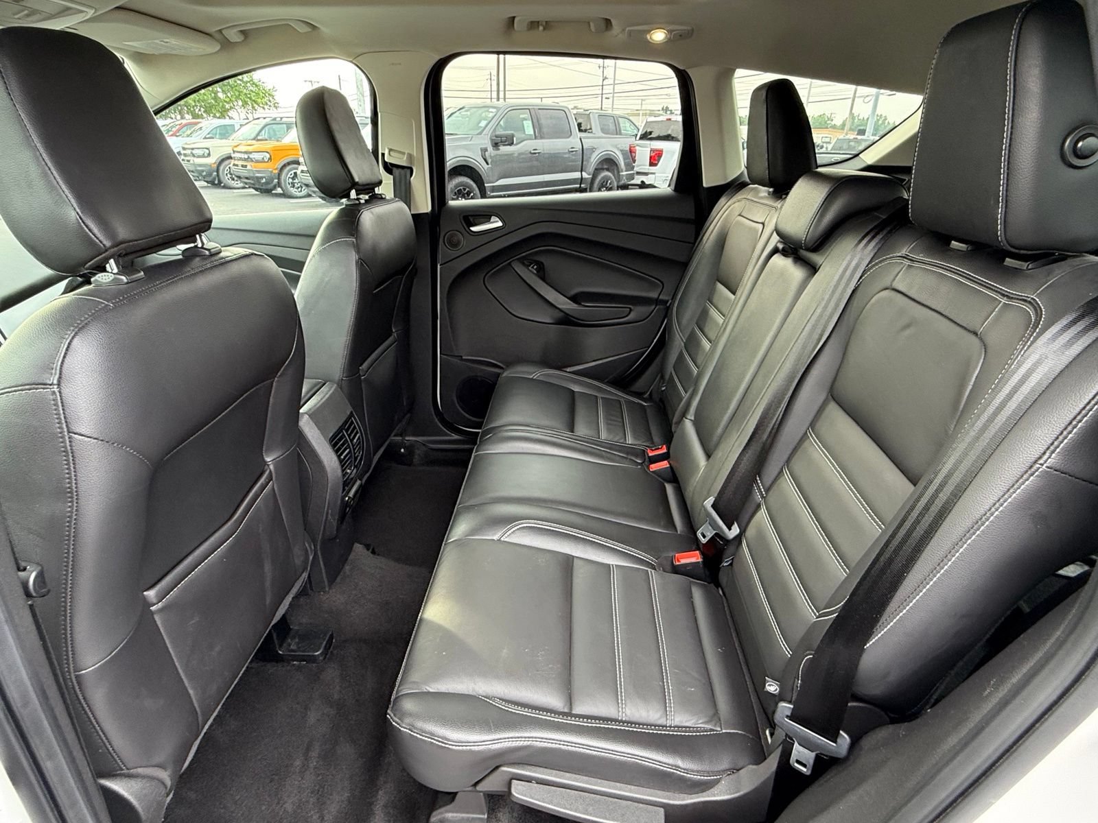 Used 2018 Ford Escape Titanium w/ Ford Safe & Smart Package AWD/4WD image 14