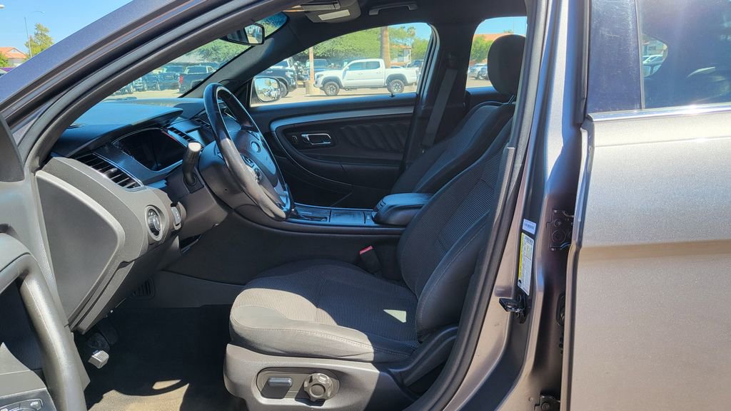 Used 2013 Ford Taurus SEL image 24