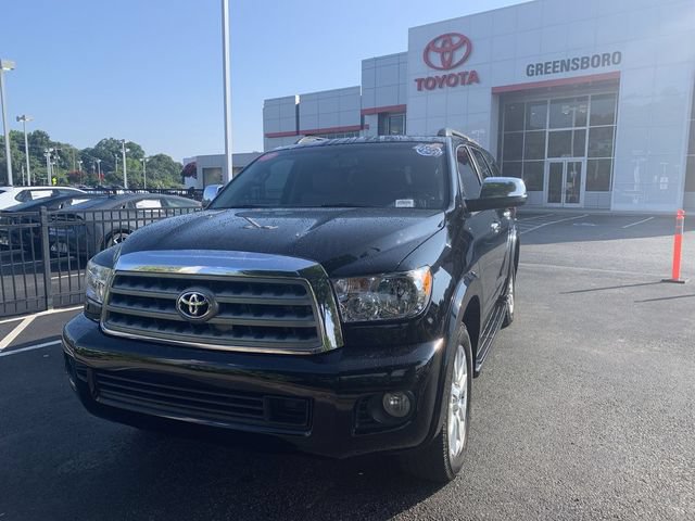Used 2017 Toyota Sequoia Platinum AWD/4WD image 1