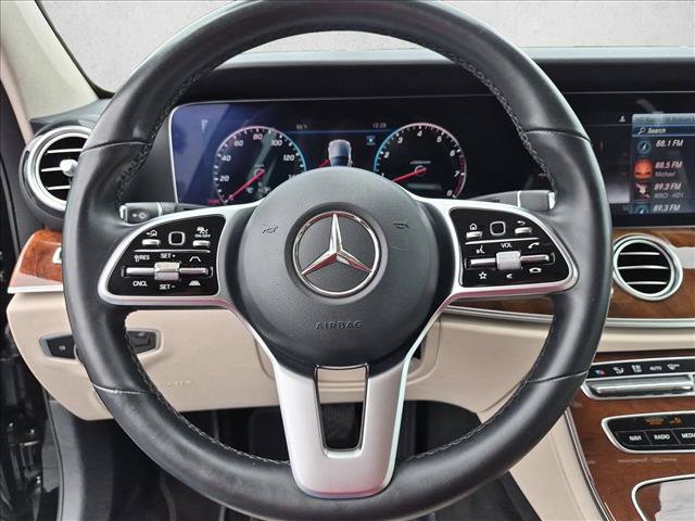 Used 2020 Mercedes-Benz E 450 4MATIC Wagon image 27
