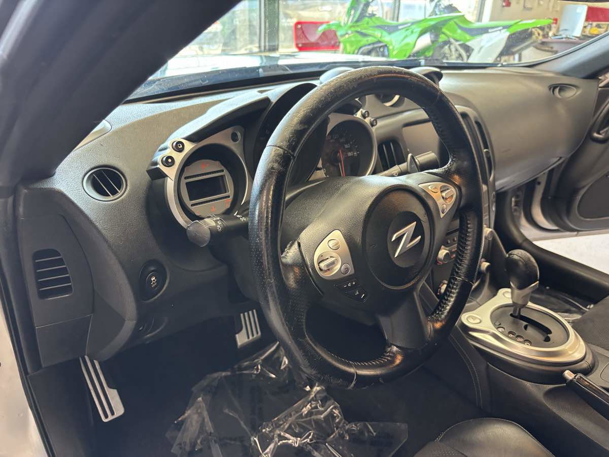 Used 2012 Nissan 370Z Touring w/ Sport Pkg image 13