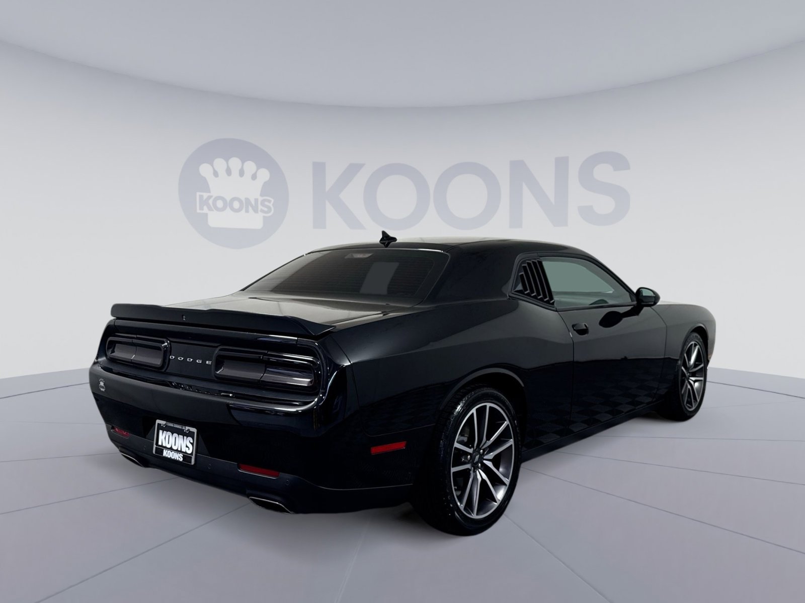 Used 2023 Dodge Challenger GT w/ Plus Package RWD image 7