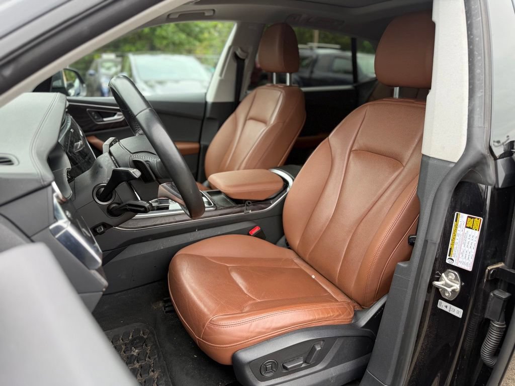 Used 2019 Audi Q8 Prestige w/ Year 1 Package AWD/4WD image 5