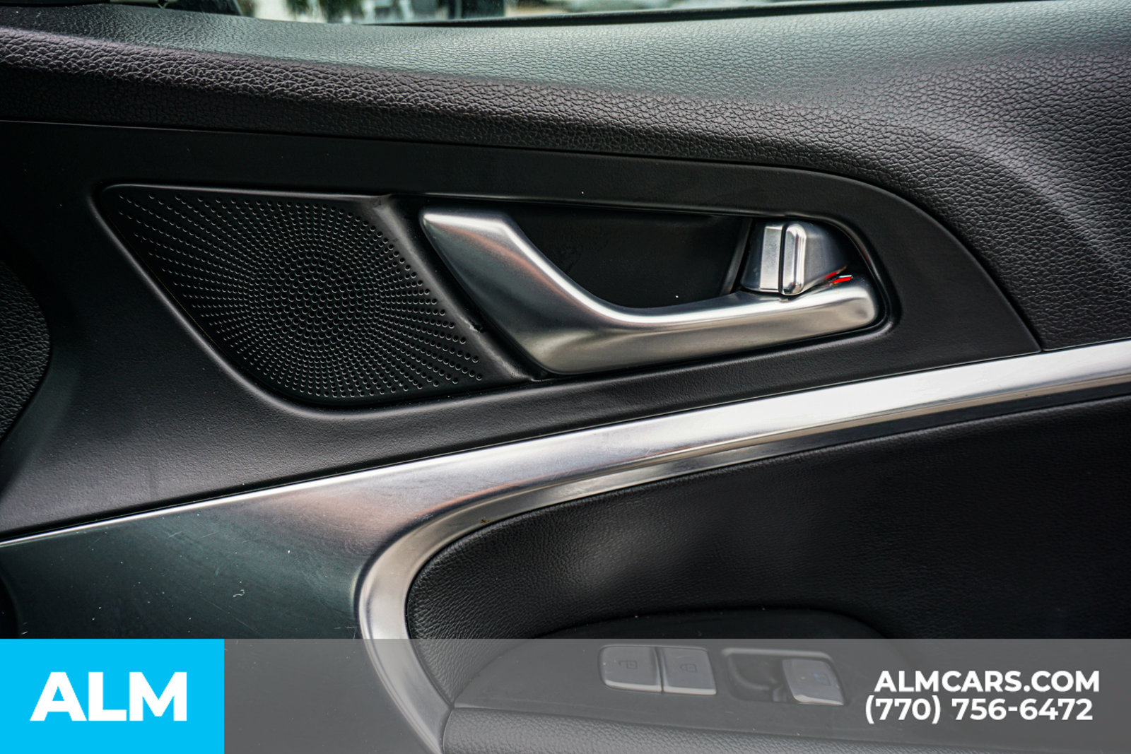 Used 2025 Genesis G70 2.5T RWD image 49