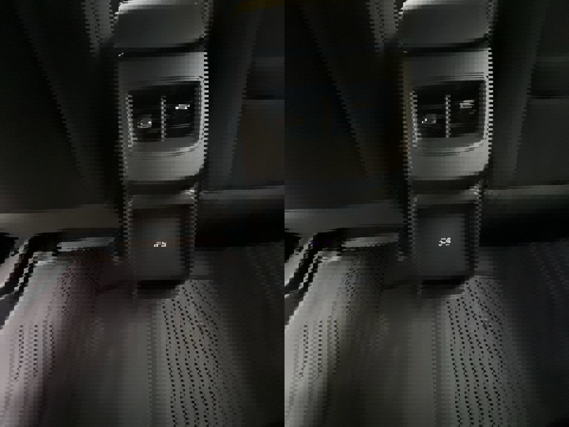 New 2026 Chevrolet Equinox EV LT image 54