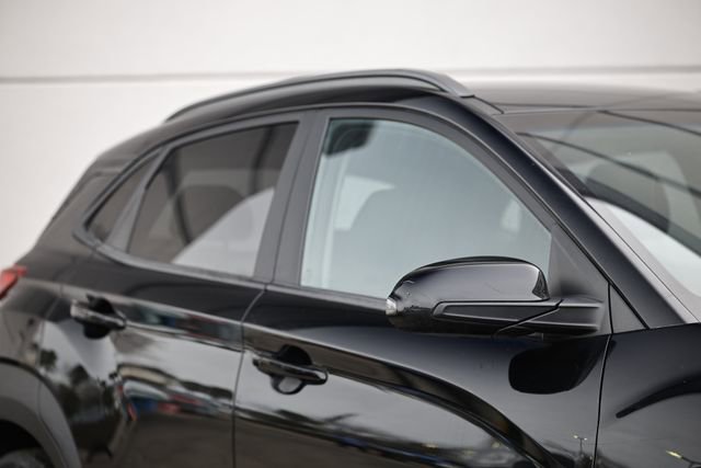 Used 2023 Hyundai Kona SEL image 3